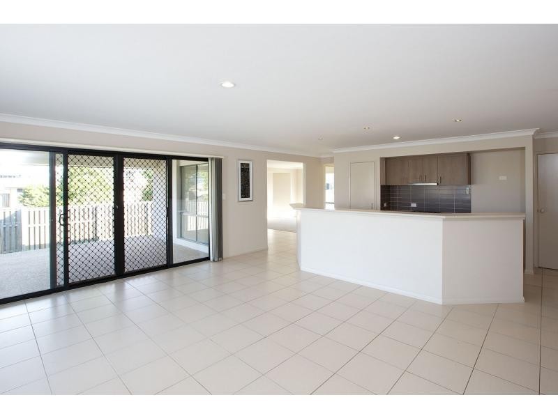 56 Summerlea Crescent, Ormeau QLD 4208