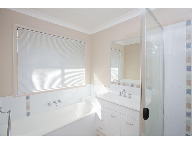 56 Summerlea Crescent, Ormeau QLD 4208