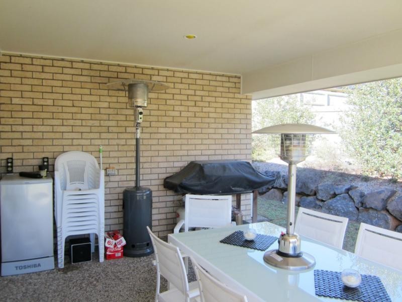 8 Natasha Street, Ormeau QLD 4208