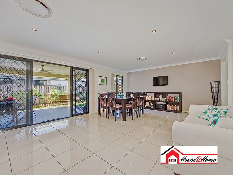 30 Hazelmere Crescent, Ormeau QLD 4208