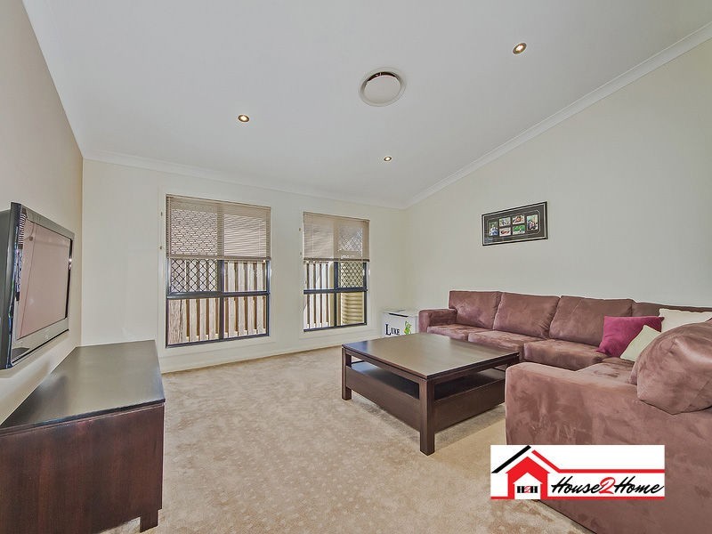30 Hazelmere Crescent, Ormeau QLD 4208