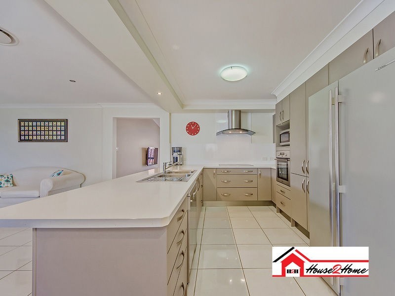 30 Hazelmere Crescent, Ormeau QLD 4208