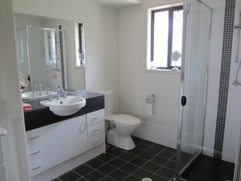 3 Lilyvale Crescent, Ormeau QLD 4208