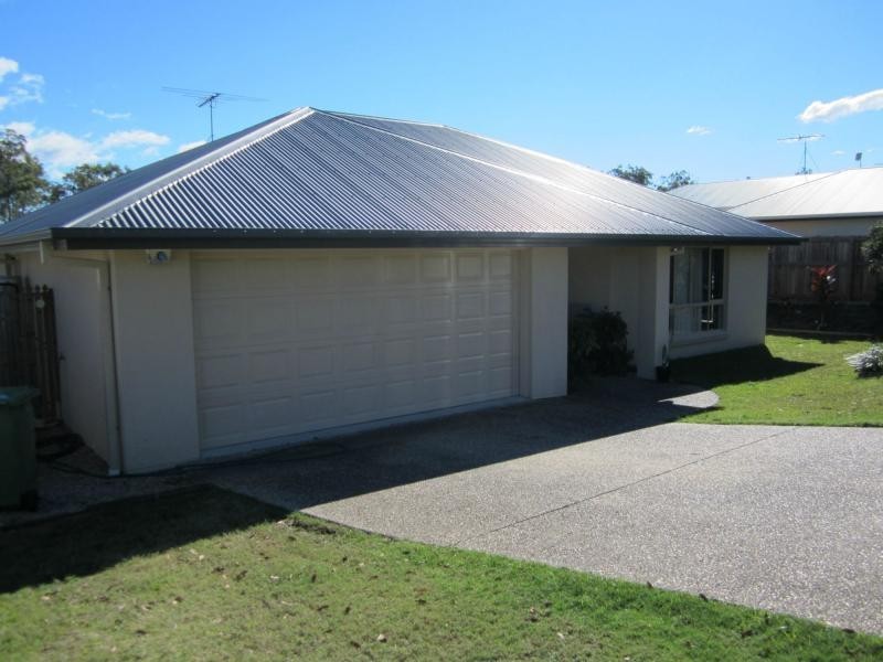 12 Lauradale Crescent, Ormeau QLD 4208