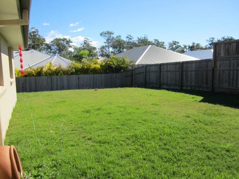 12 Lauradale Crescent, Ormeau QLD 4208