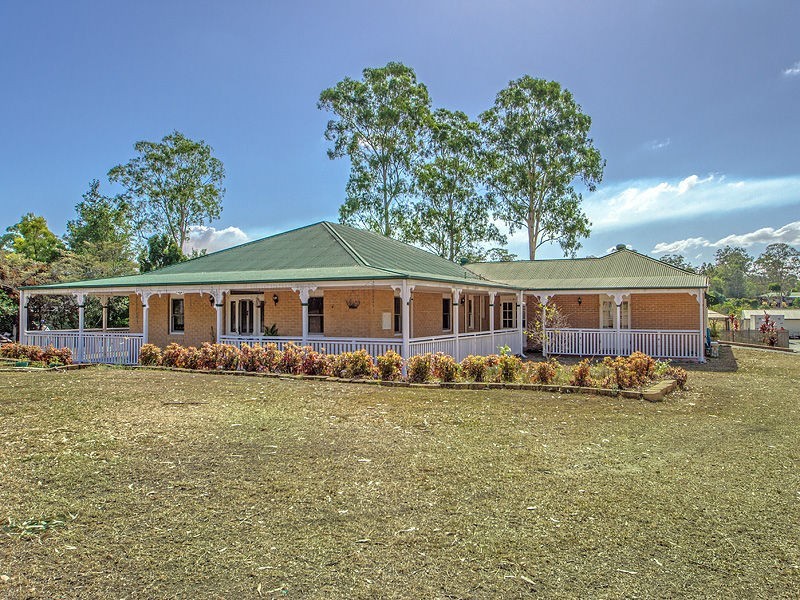 38 Sears Road, Yatala QLD 4207