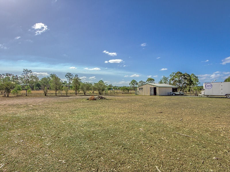 38 Sears Road, Yatala QLD 4207