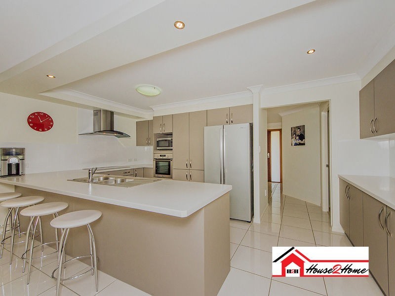 30 Hazelmere Crescent, Ormeau QLD 4208
