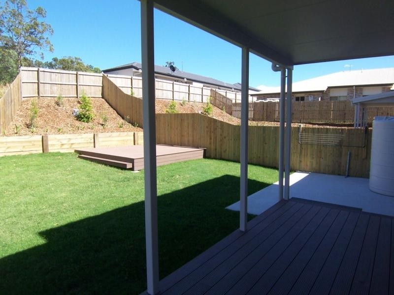 2/39 Bull Road, Pimpama QLD 4209