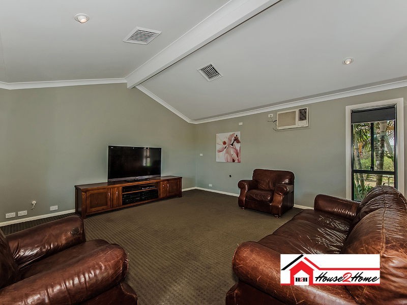 27 Belair Drive, Yatala QLD 4207