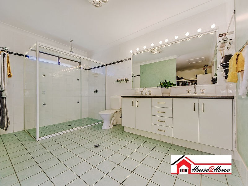 27 Belair Drive, Yatala QLD 4207