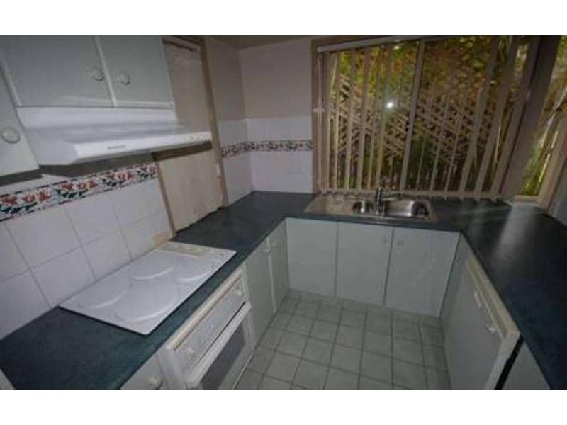 3/53-55 Paddington Drive, Carrara QLD 4211