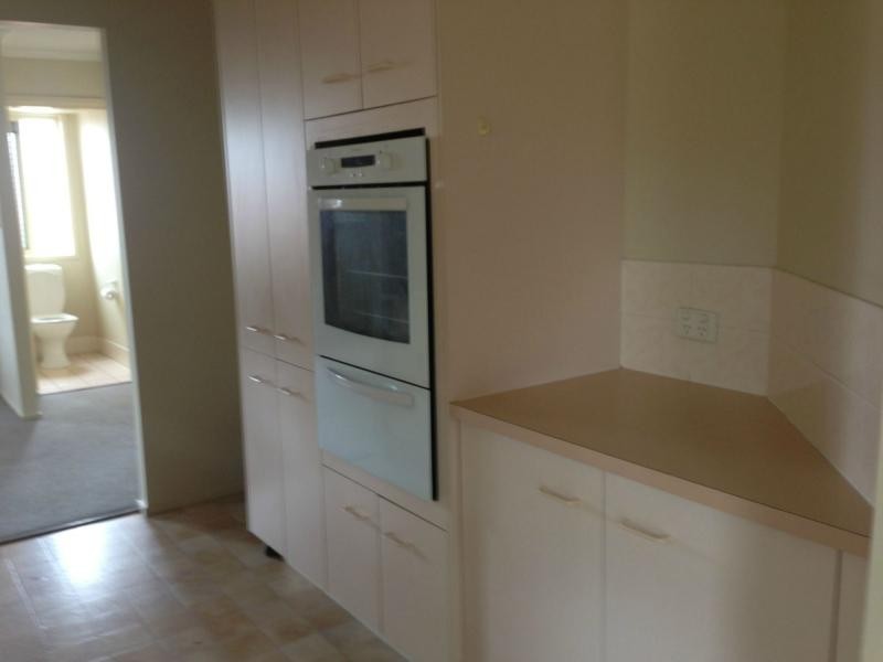 3 Sandra Anne, Edens Landing QLD 4207