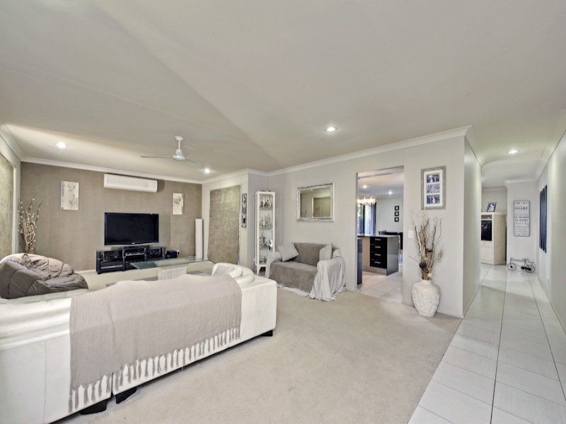 17 Rockwood Drive, Ormeau QLD 4208