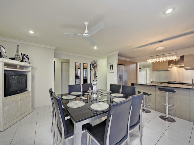 17 Rockwood Drive, Ormeau QLD 4208