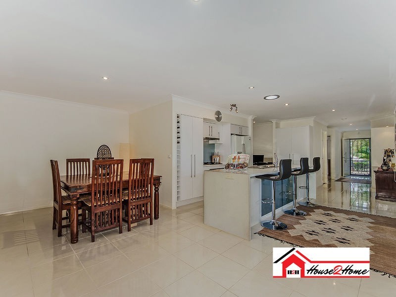 17 Lauradale Crescent, Ormeau QLD 4208