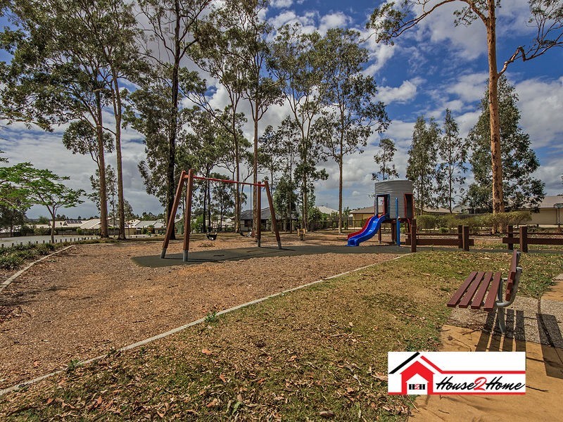 17 Lauradale Crescent, Ormeau QLD 4208