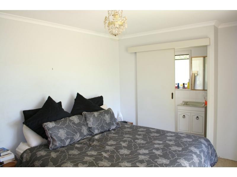 2 Kiewa Drive, Loganholme QLD 4129