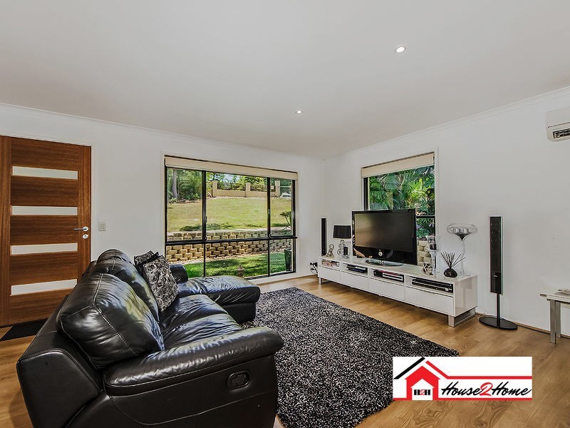 14 Dandaloo Court, Pimpama QLD 4209