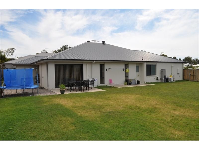 30 Cedarton Crescent, Ormeau QLD 4208