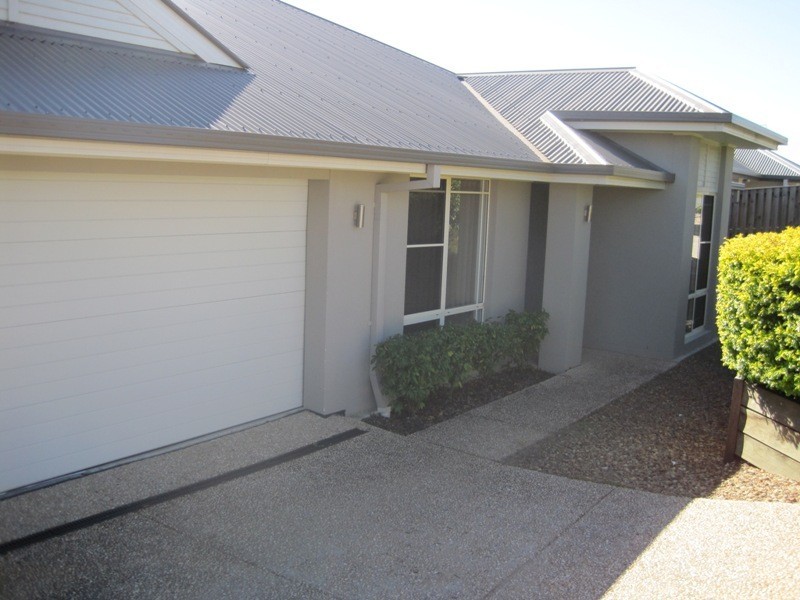 25 Hazelmere Crescent, Ormeau QLD 4208