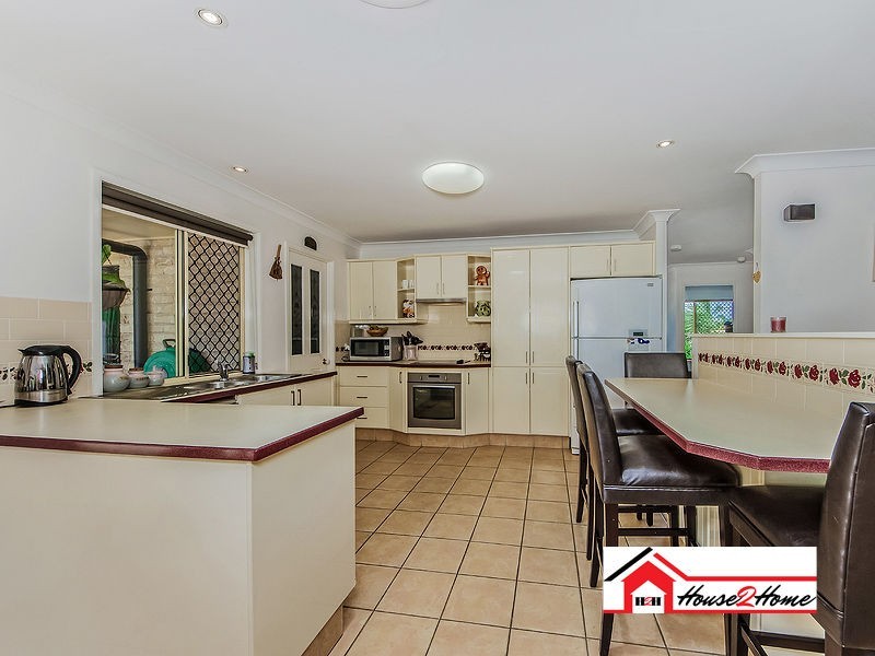 33 Haase Crescent, Ormeau QLD 4208