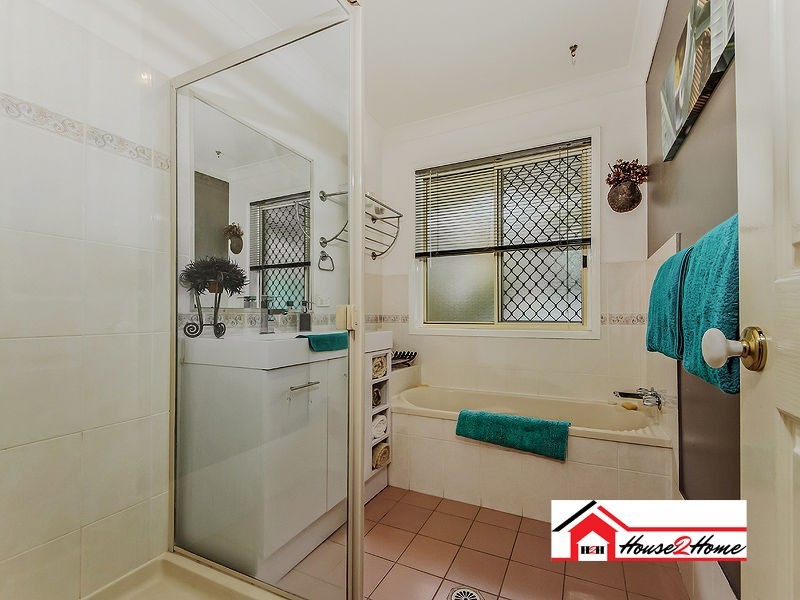 33 Haase Crescent, Ormeau QLD 4208