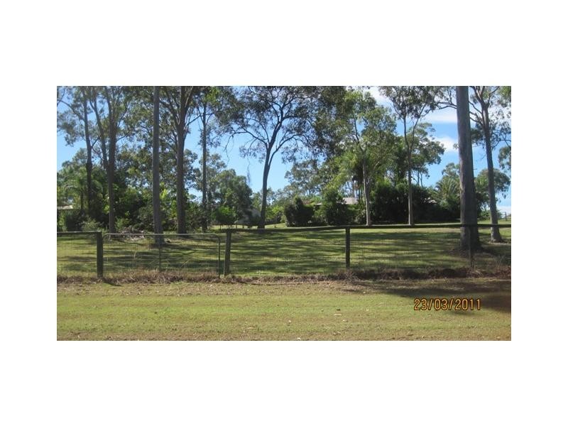 2 Phipps Place, Ormeau QLD 4208