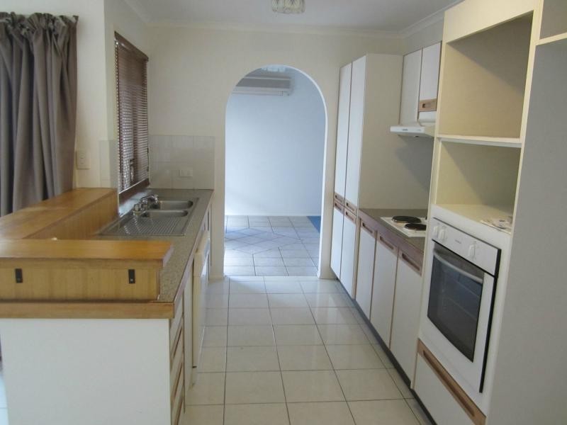 2 Phipps Place, Ormeau QLD 4208