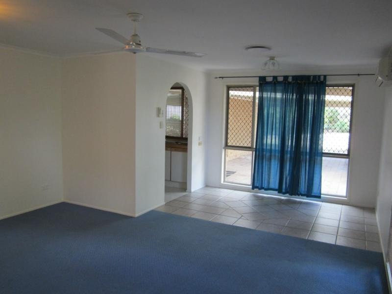 2 Phipps Place, Ormeau QLD 4208