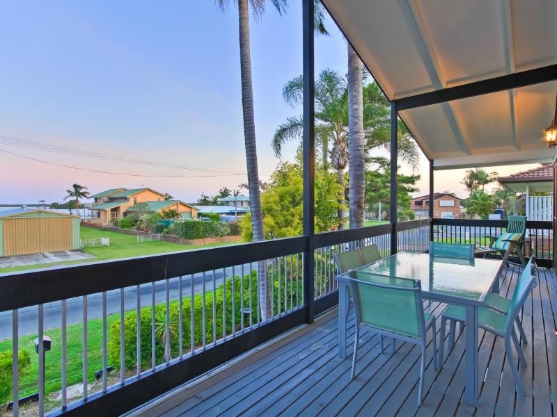 41 Warana Avenue, Steiglitz QLD 4207