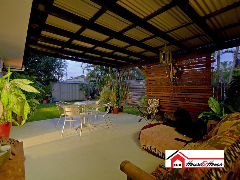 41 Warana Avenue, Steiglitz QLD 4207