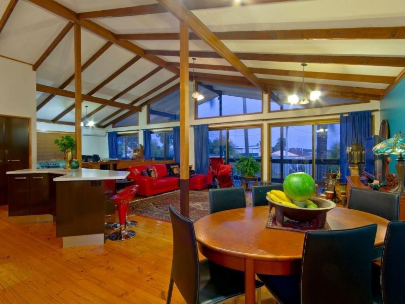 41 Warana Avenue, Steiglitz QLD 4207