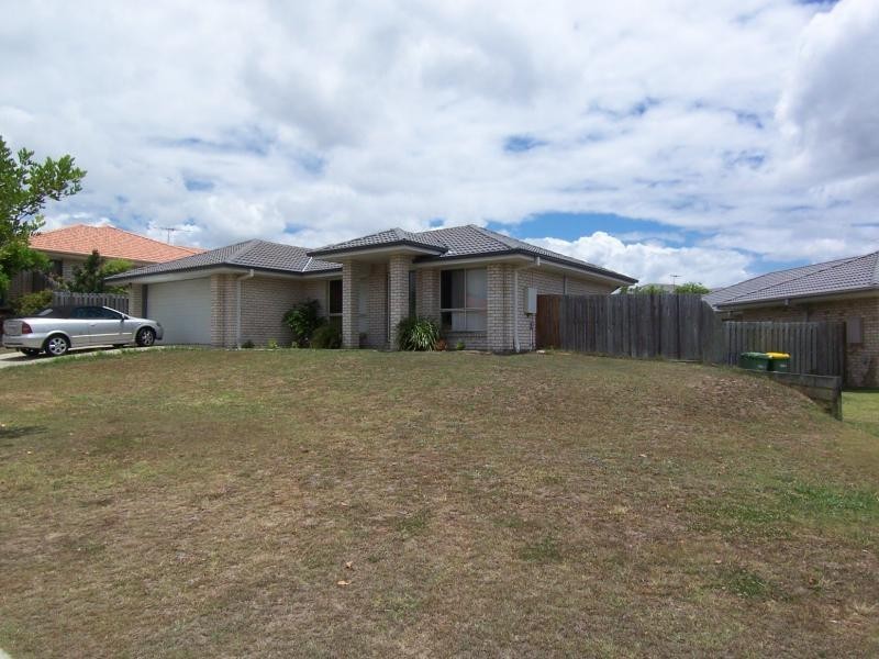 12 Shawnee Crescent, Pimpama QLD 4209