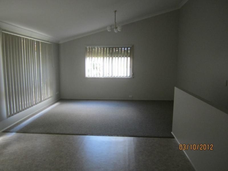 13 Tavuzzi Terrace, Edens Landing QLD 4207