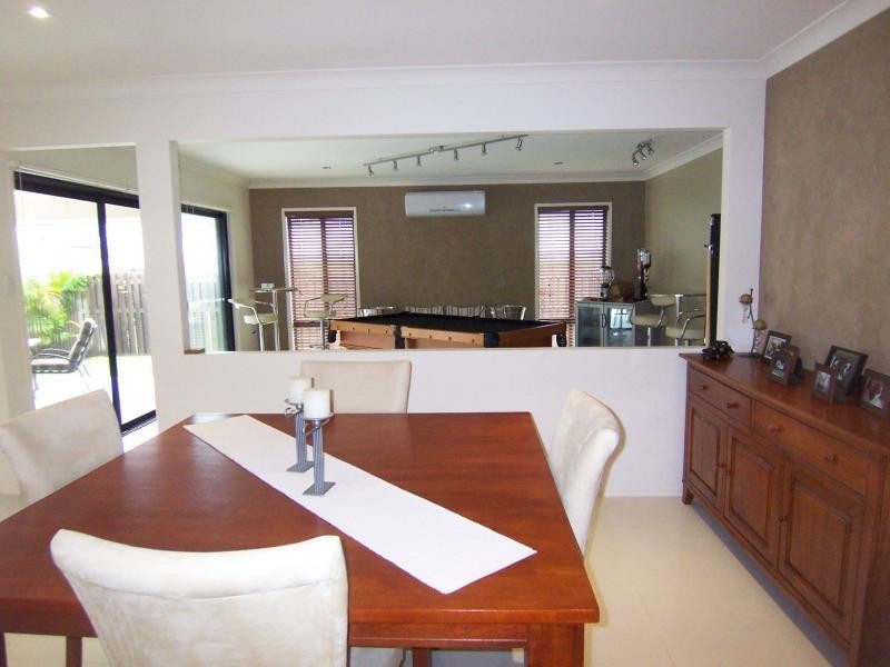 9 Lauradale Crescent, Ormeau QLD 4208