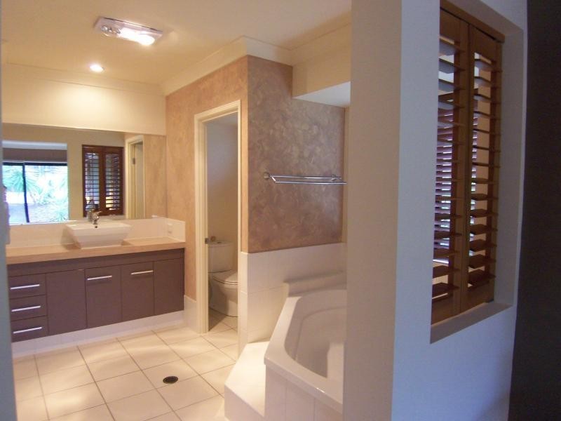 9 Lauradale Crescent, Ormeau QLD 4208