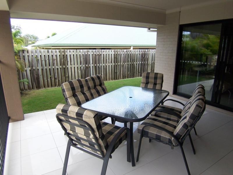 9 Lauradale Crescent, Ormeau QLD 4208