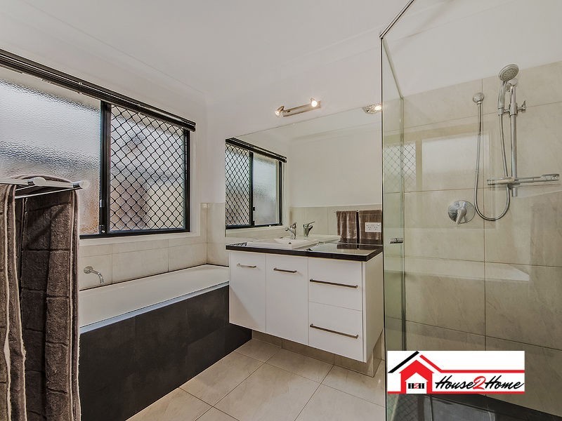 27 Olivevale Street, Ormeau QLD 4208