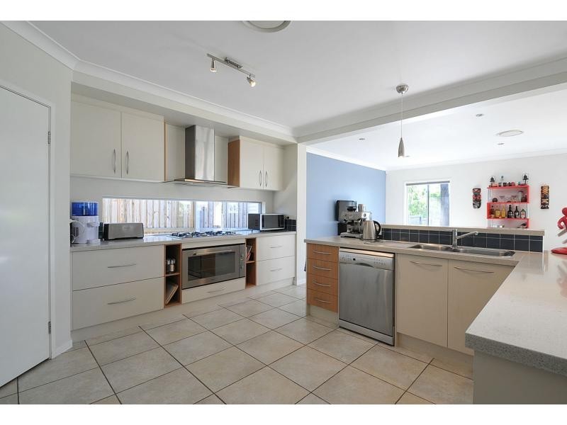 9 Ravensthorpe Street, Ormeau QLD 4208