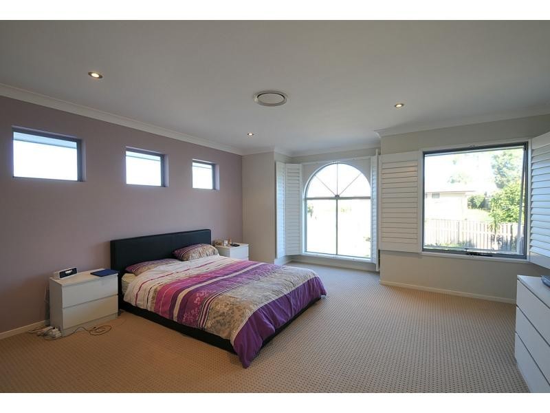 9 Ravensthorpe Street, Ormeau QLD 4208