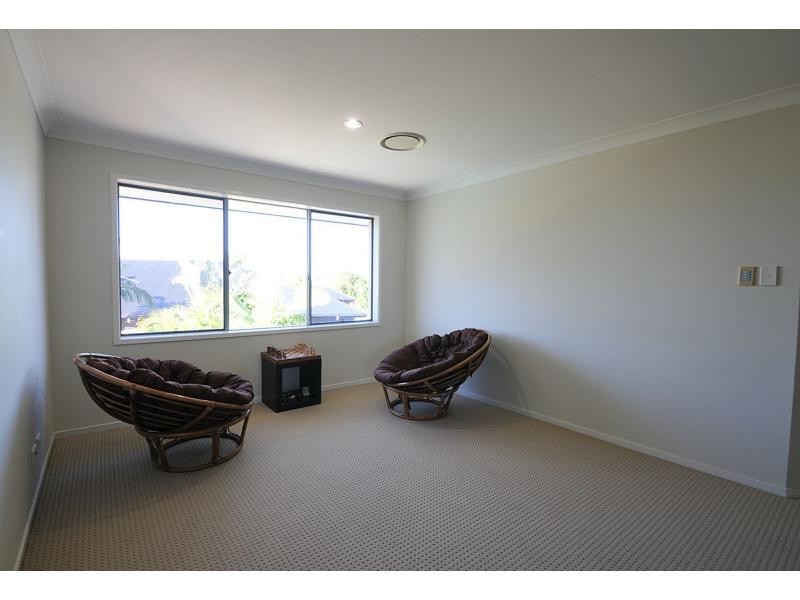 9 Ravensthorpe Street, Ormeau QLD 4208