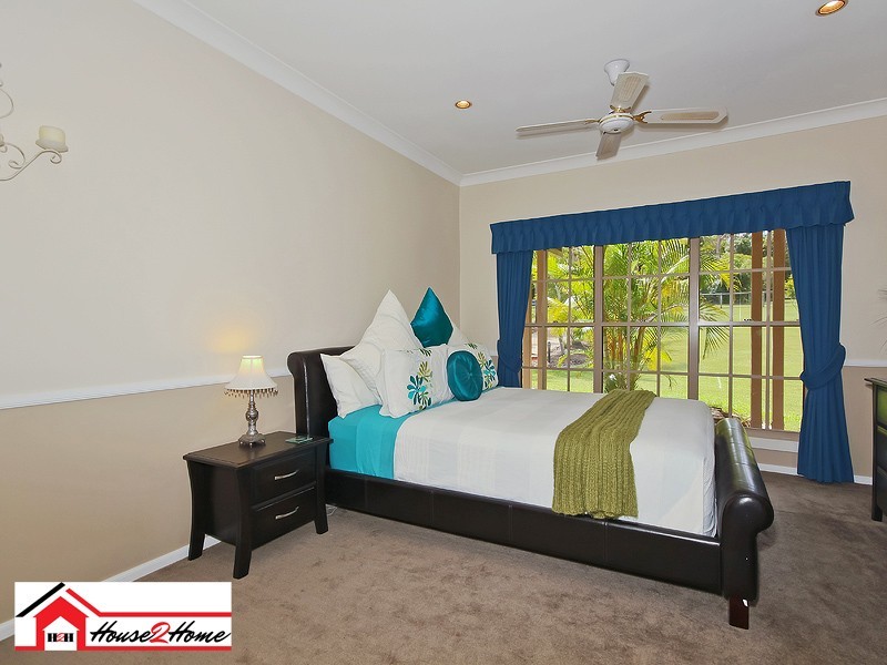 4 Renford Court, Ormeau QLD 4208