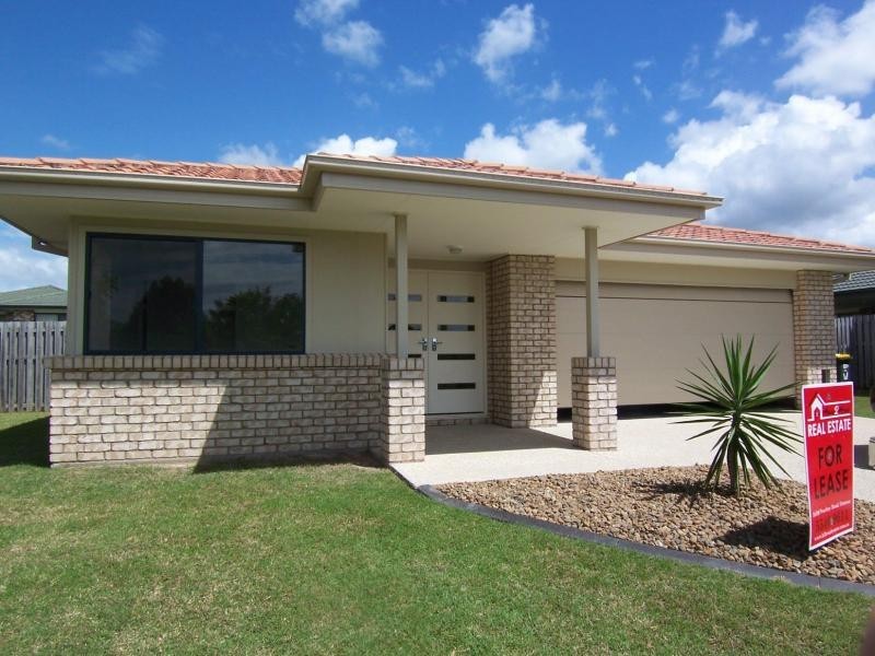15 Winston Way, Pimpama QLD 4209