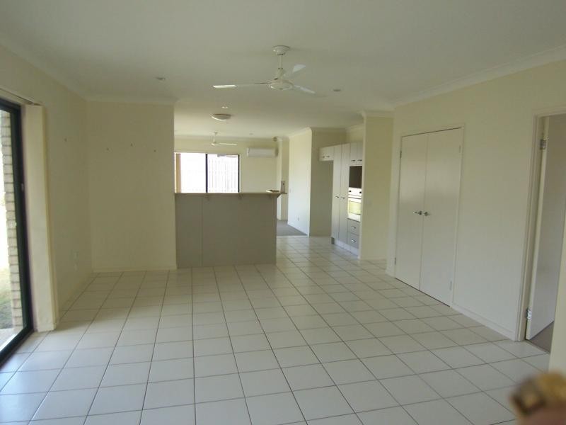 15 Winston Way, Pimpama QLD 4209