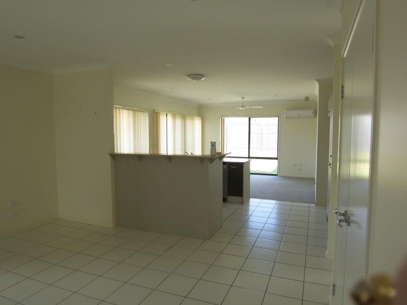 15 Winston Way, Pimpama QLD 4209