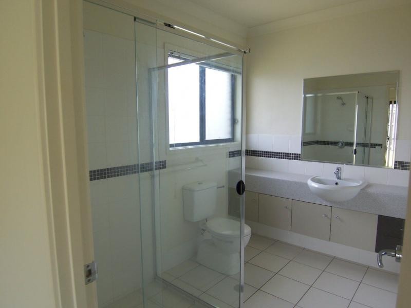 15 Winston Way, Pimpama QLD 4209