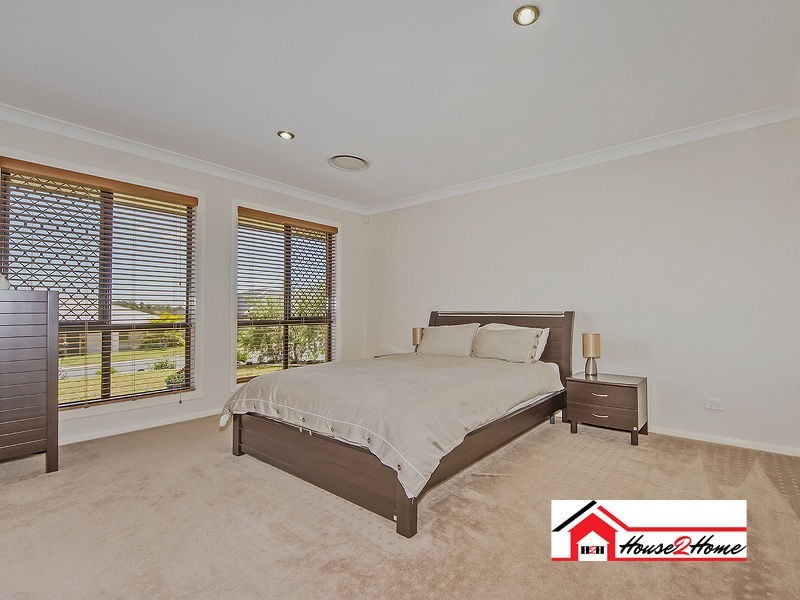 30 Hazelmere Crescent, Ormeau QLD 4208