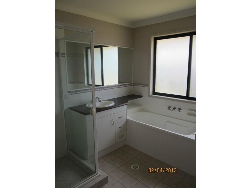 11 Freesia Court, Ormeau QLD 4208