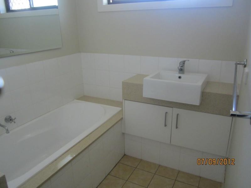 182 Mt Warren Park Boulevard, Mount Warren Park QLD 4207